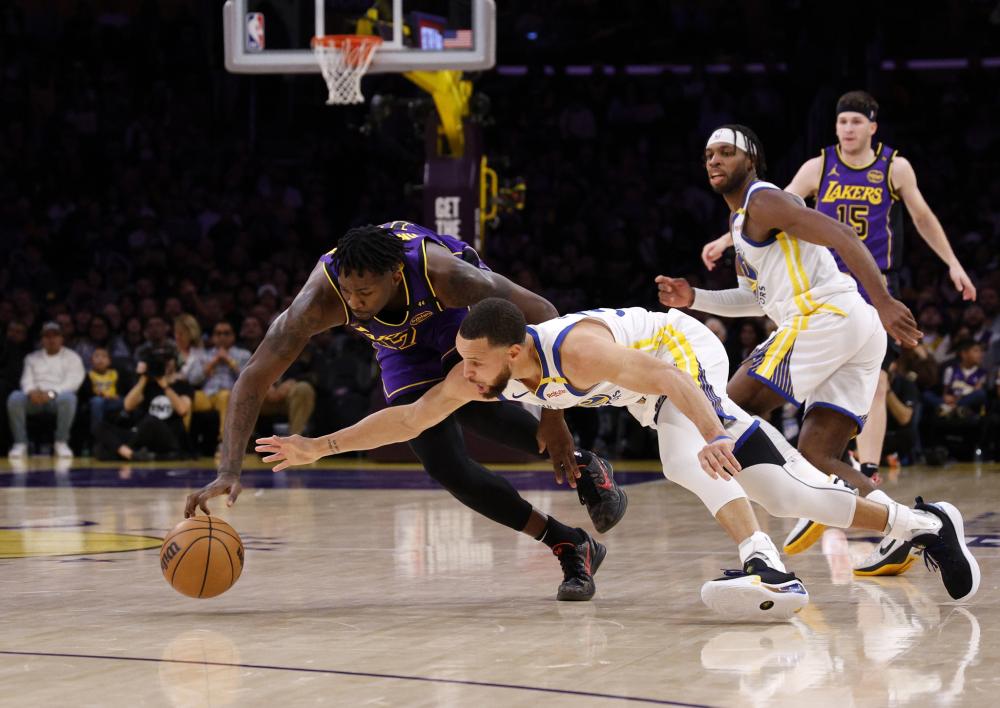 全运会女排资格赛：河南女排力克辽宁 朱婷回归在即.