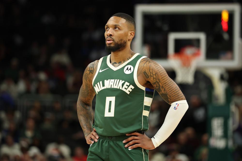 德国发生汽车袭击 拜仁大胜莱比锡众将为死伤者哀悼.