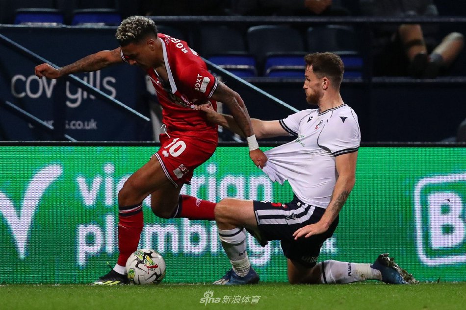 在其职业生 在其职业生