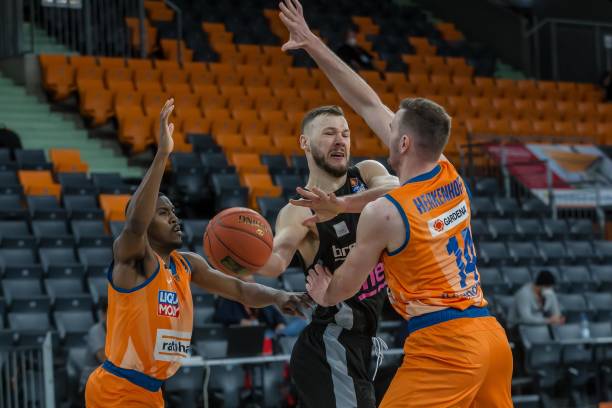 不仅有助于 不仅有助于