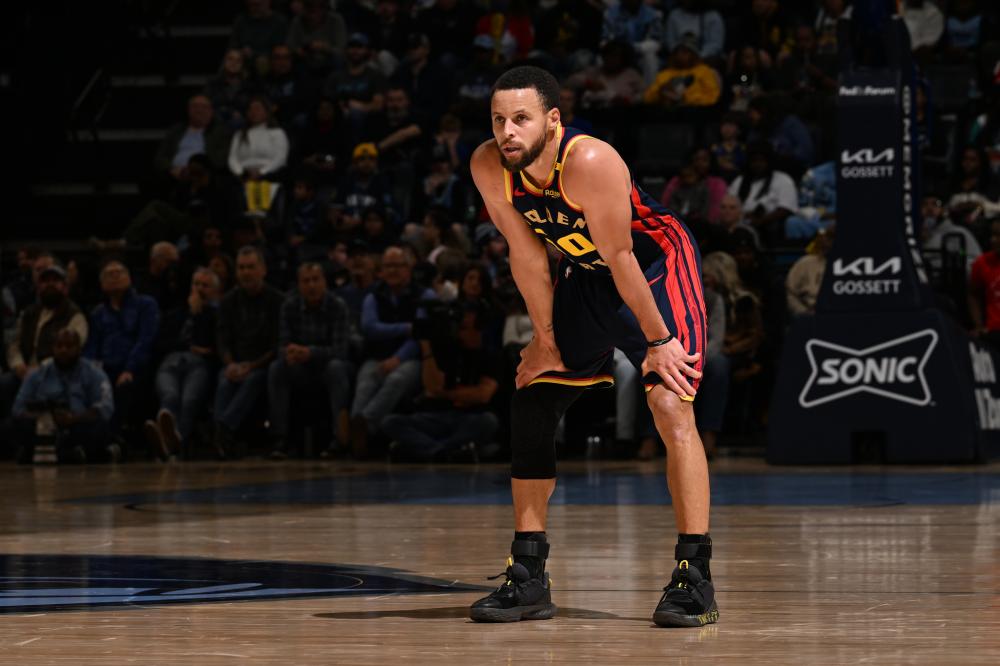 转会市场中 转会市场中