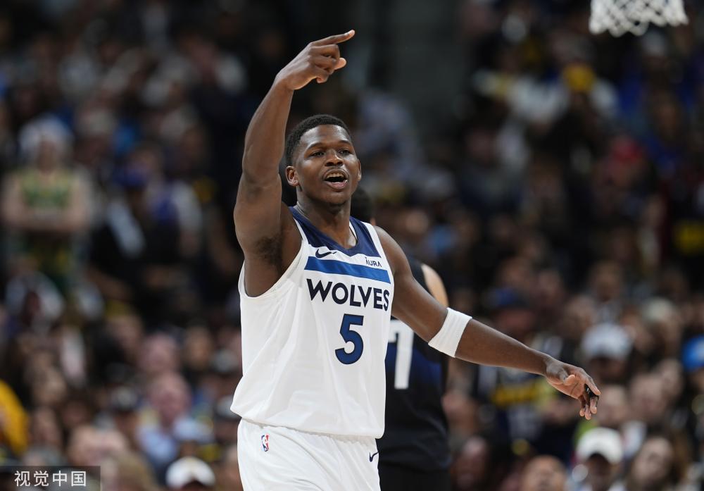 青年球员跨 青年球员跨