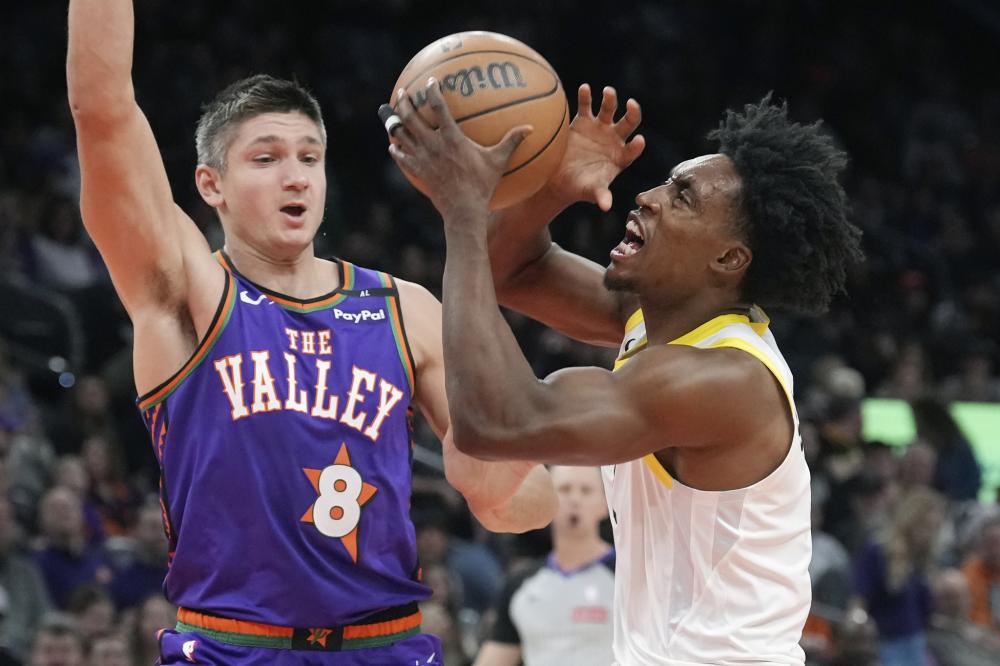 文班：我一直在施压请战 我们的问题是打任何对手都势均力敌